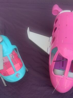 Barbie Pink and Teal Toy Air Travel Playset